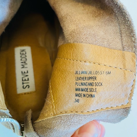 Steve Madden Jillian Ankle Boots Womens Size 6M Taupe Suede Leather Back Zip - Picture 6 of 12